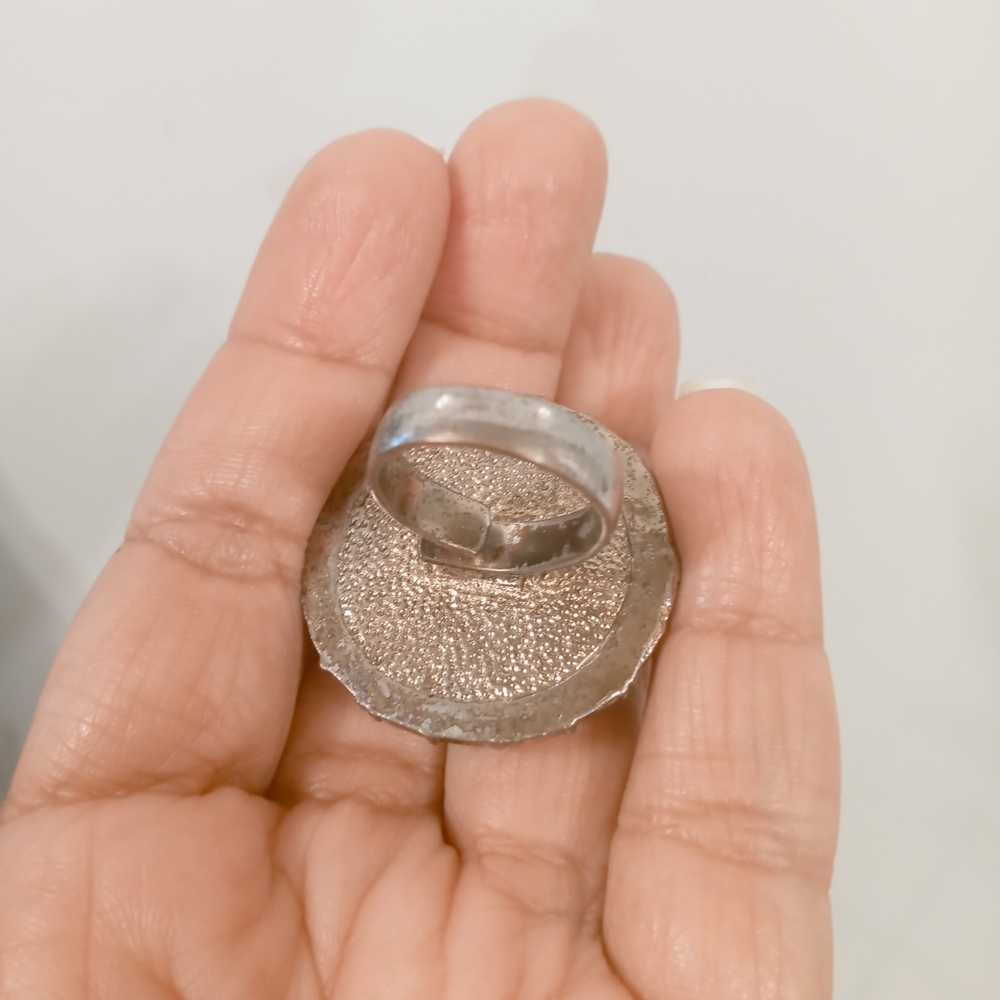 Vintage Elegant Blue Statement Ring - image 3